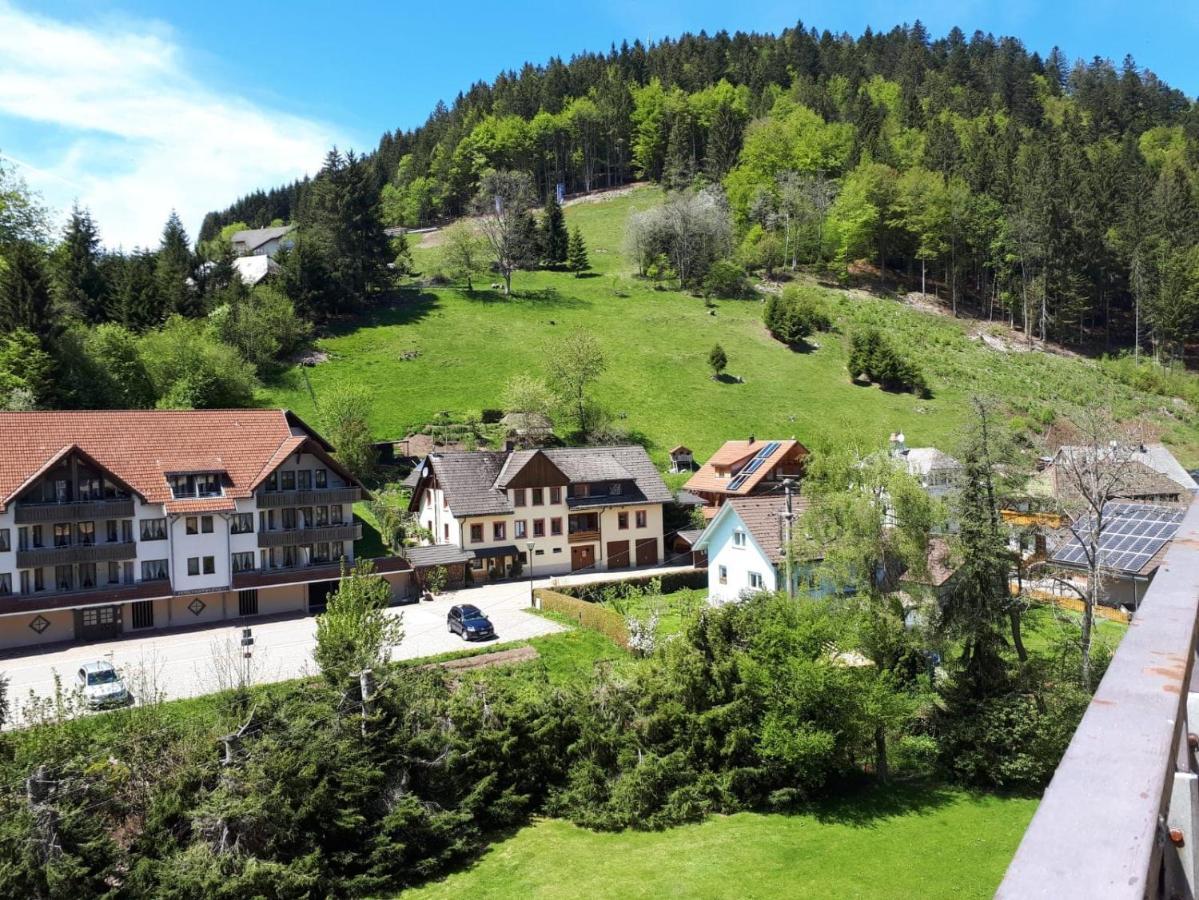 Haus Enere Au Antonia Und Milan Apartament